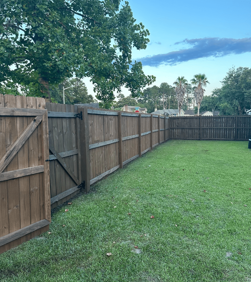 Fence and Deck Staining Company in Savannah, GA